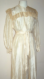 1930s dressing gown